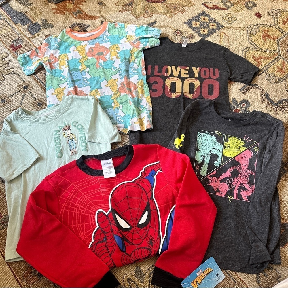 Kids Disney T-Shirt Bundle sz 6/7